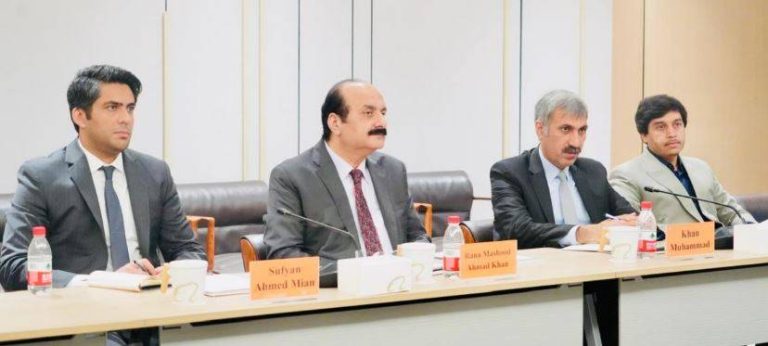 پاکستان اور چین کے درمیان نوجوانوں کی ترقی اور ڈیجیٹل معیشت کے فروغ پر تعاون مزید مضبوط کرنے پر اتفاق | لمحہ نیوز
