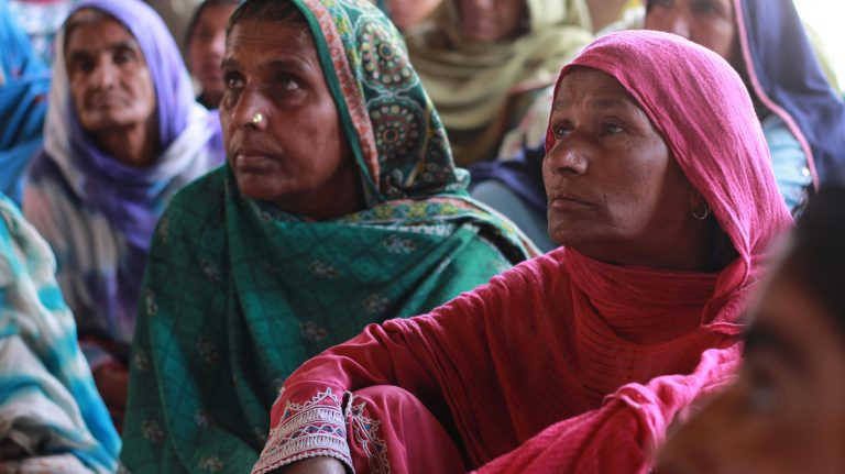 pakistani women lamha news
