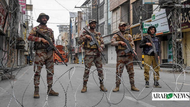 فوجی بیان جاری کرنے والا آئی ایس پی آر کا نمائندہ یا فوجی آپریشن کی علامتی تصویر