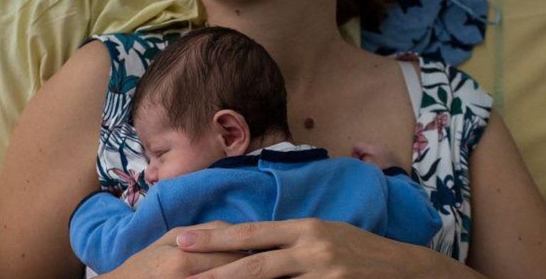 غلط فہمی یا حقیقت، قبل از وقت پیدا ہونے والے بچے زندگی بھر بیمار رہتے ہیں؟ | لمحہ نیوز