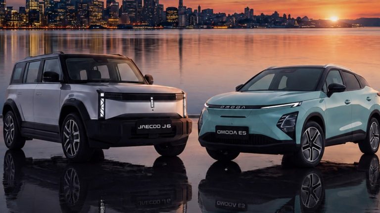Omoda E5 اور Jaecoo J6 گاڑیوں کی نمایاں تصاویر