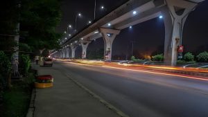 مری روڈ پر لین مارکنگ اور زبرہ کراسنگ کی منصوبہ بندی کا منظر