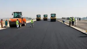 راولپنڈی کی سڑکوں اور تعمیراتی جگہ کا منظر