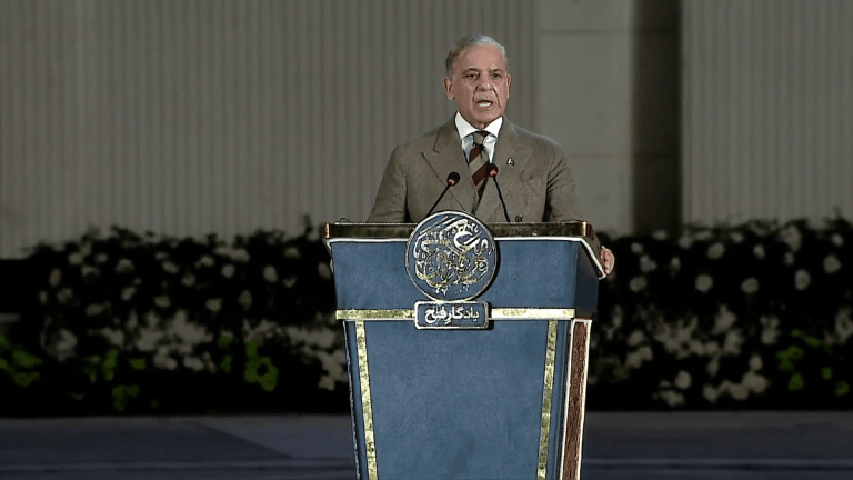 اسلام آباد میں منومنٹ آف وکٹری کے افتتاحی منظر اور صدر آصف علی زرداری، وزیراعظم شہباز شریف