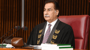 سردار ایاز صادق قومی اسمبلی میں خطاب کرتے ہوئے