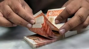 کمپیوٹر اسکرین پر آن لائن اکاؤنٹ کھولنے کا عمل اور ڈیجیٹل کنیکٹیویٹی کی آئکنز