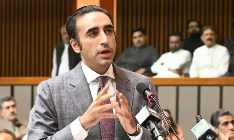کراچی کے میئر مرتضیٰ وہاب ایکس پر پیغام جاری کرتے ہوئے