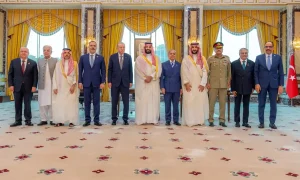 وزارتی وفد استنبول میں مکہ معاہدے کی میٹنگ کے لیے پہنچا