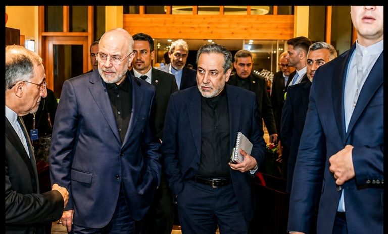 ایران امریکی فوجی اڈے یورپ میں نشانہ بنانے پر غور، جنگ پھیلنے کا خدشہ | لمحہ نیوز