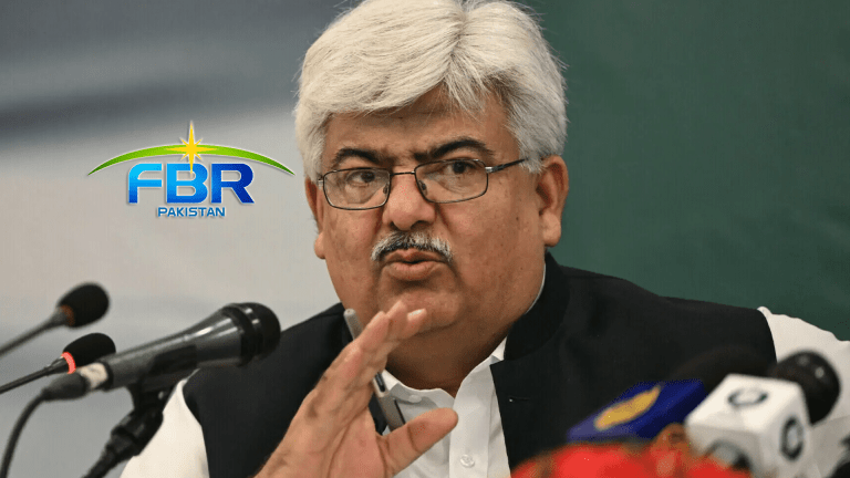 وفاقی بورڈ آف ریونیو کے دفتر اور اہلکاروں کا منظر