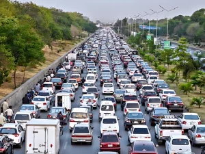سرکاری گاڑیوں کے ایندھن الاؤنس میں کمی کے اعلان کا نوٹیفکیشن