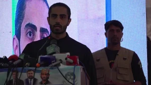 کوئٹہ میں میونسپل کمیٹیوں کو مشینری دینے کی تقریب میں خطاب کرتے ہوئے صوبائی مشیر بلدیات نوبزادہ محمد امیر حمزہ زہری