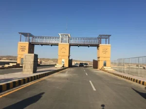 تفتان سرحد پر بندش کے بعد خالی چلنے والا کمرشل راستہ