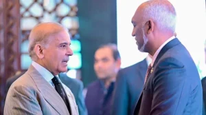 وزیراعظم کی ہدایت براہِ راست پروازیں کراچی اور مالدیپ کے درمیان