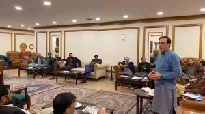 پی ٹی آئی کا جماعتی اجتماع اور سوشل میڈیا نمائندے