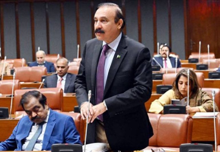 ڈاکٹر طارق فضل چوہدری نے پیٹرولیم پروڈکٹس (ترمیمی) بل، 2026 قومی اسمبلی میں پیش کیا | لمحہ نیوز