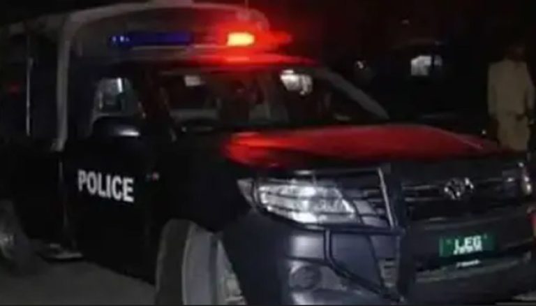 گجرانوالہ میں تین الگ الگ مقابلوں میں دو مشتبہ ڈاکو ہلاک، دو زخمی گرفتار | لمحہ نیوز